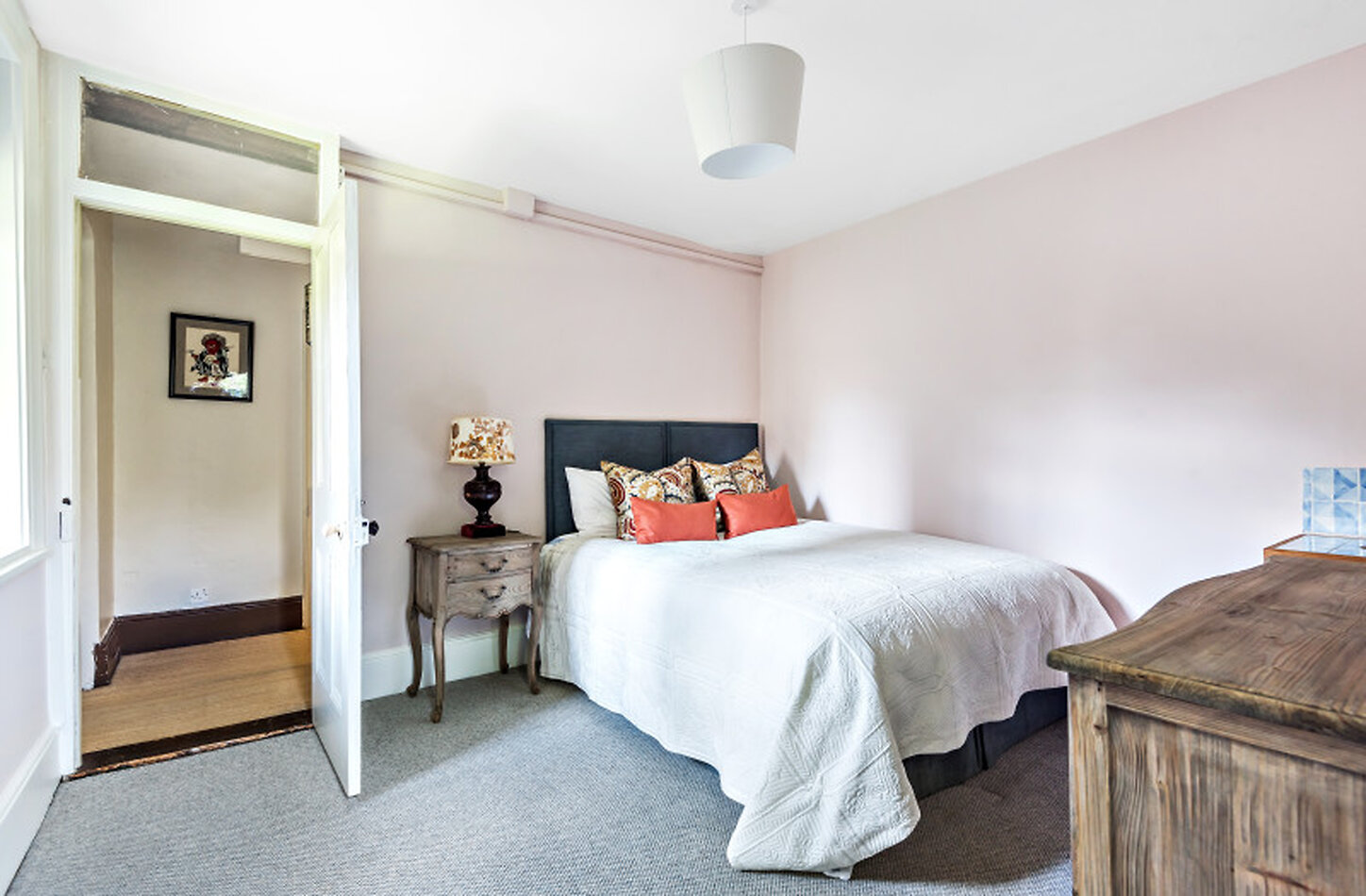 Luddestone Hall- Kent