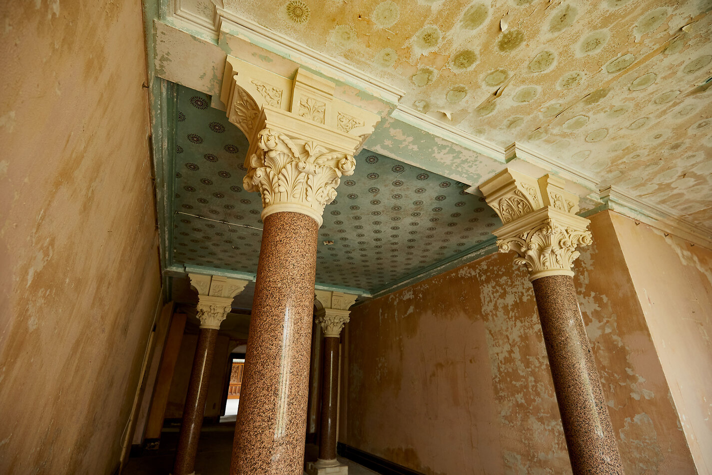 Tew Park House