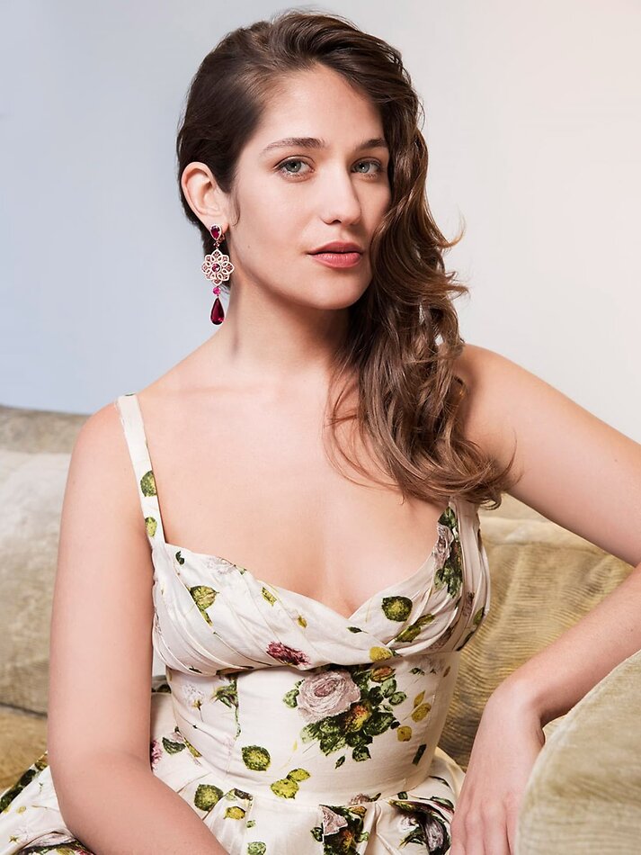 KATYA THOMAS