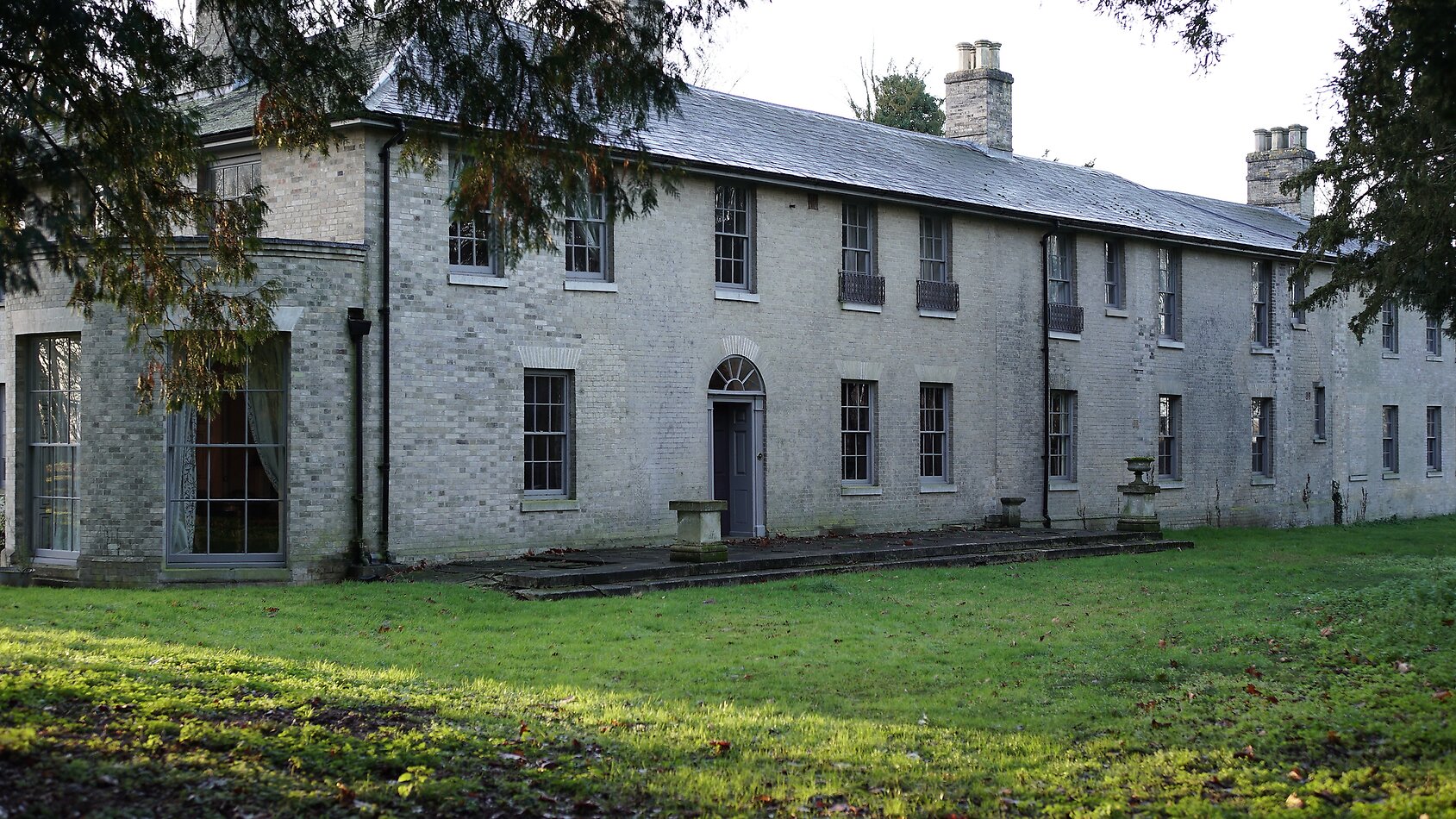 Derelict Victorian Manor - Suffolk