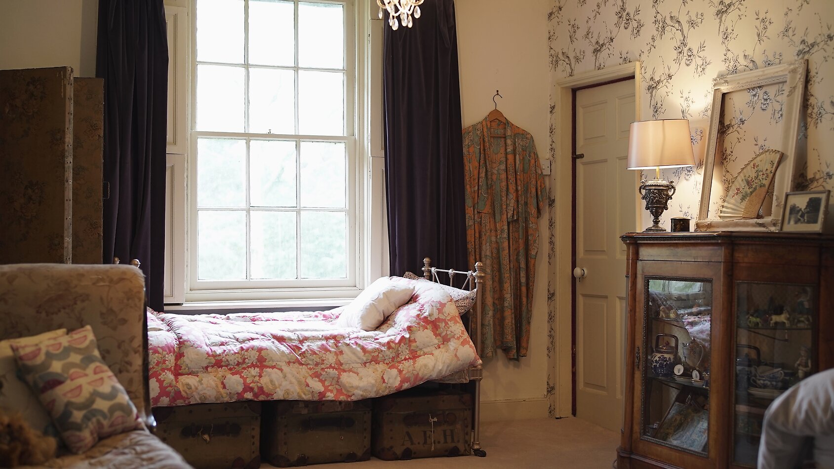 Derelict Victorian Manor - Suffolk