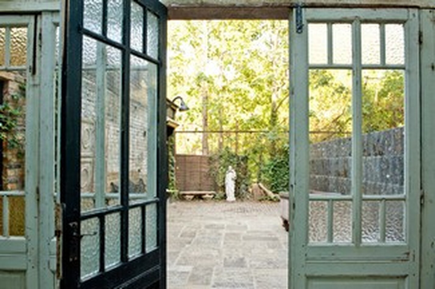 House Next Door N16