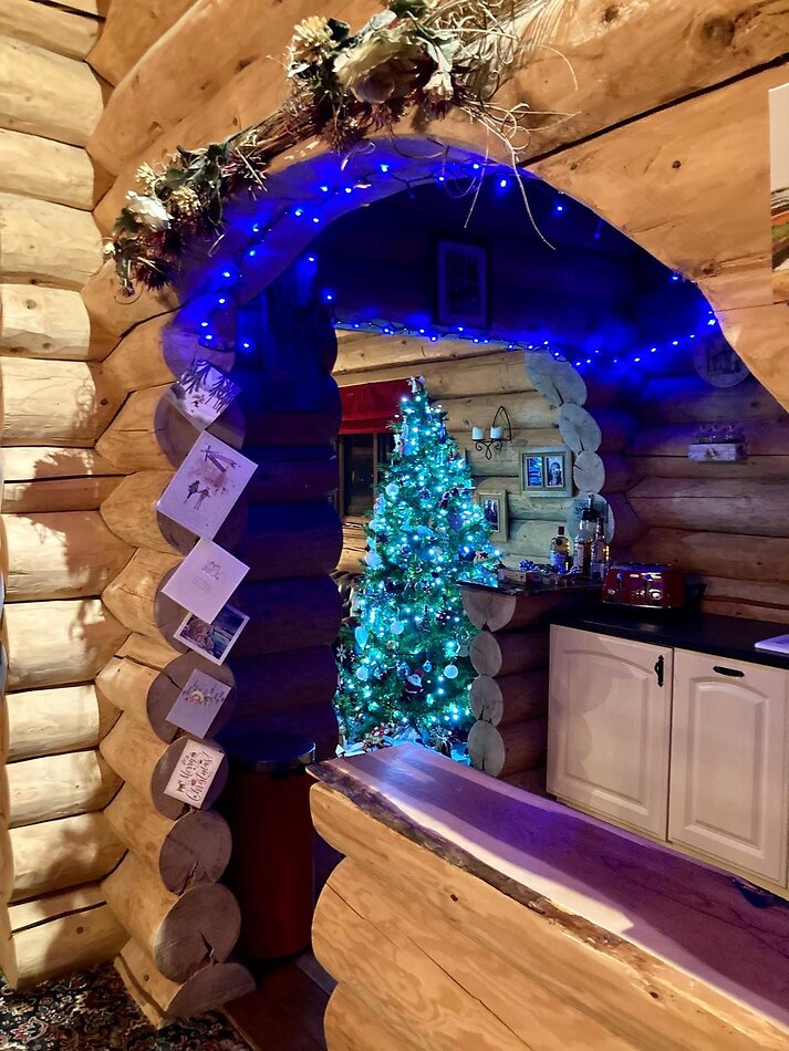 LOG CABIN - Sevenoaks