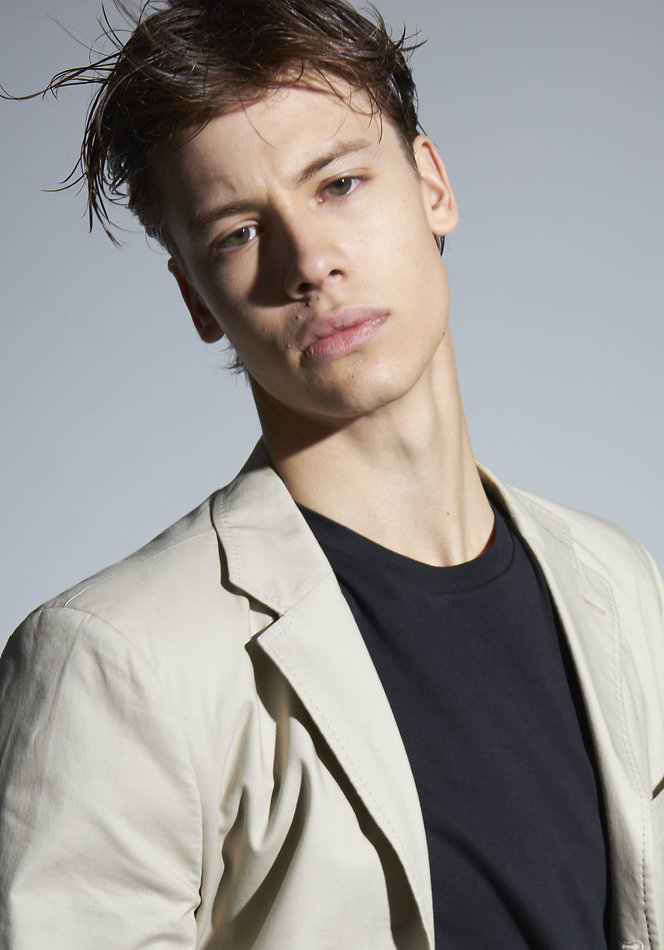 Luke Sewell